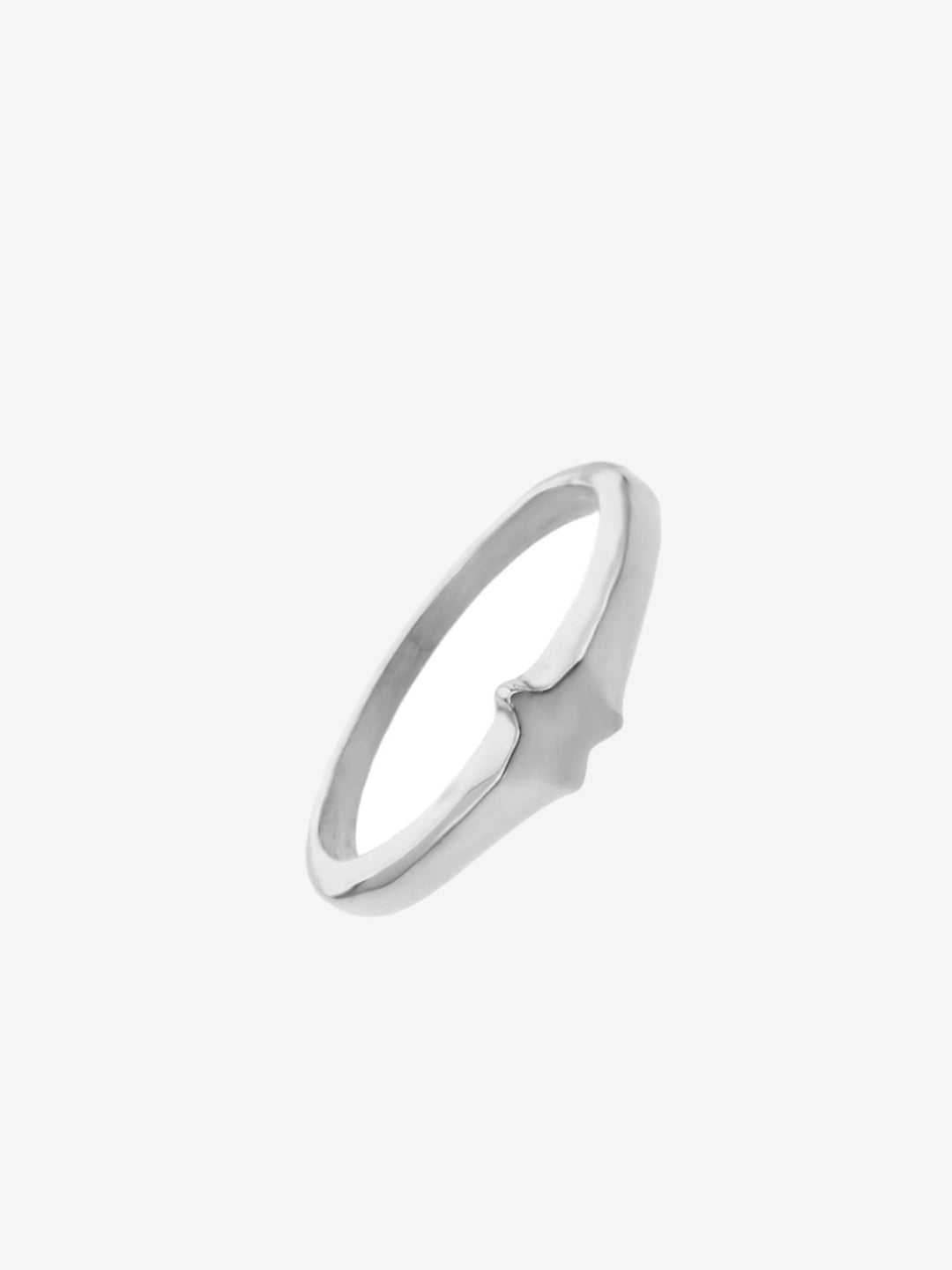 Iconic minimalistische ring met ster