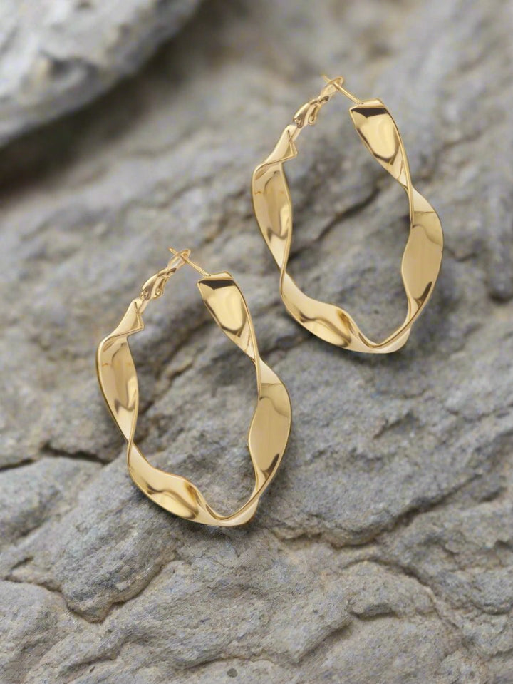 Statement twisted hoops oorring