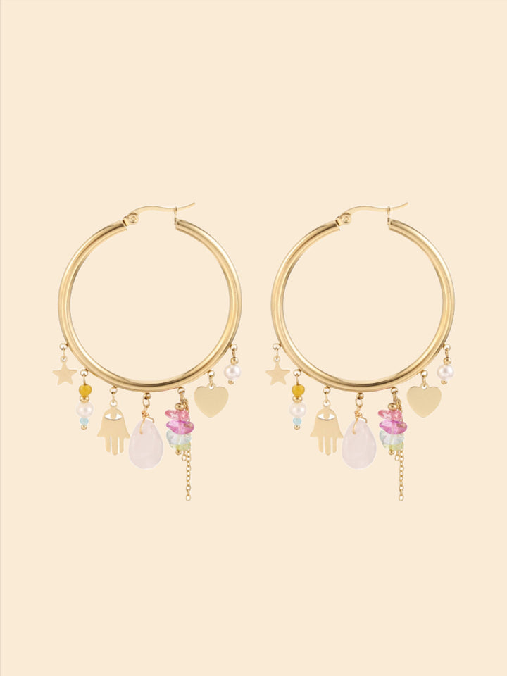 Boucles d'oreilles avec différents pendentifs